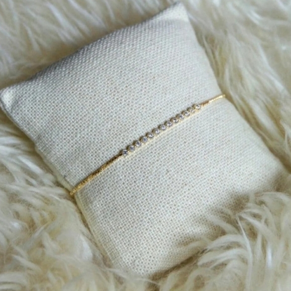 JULES SMITH 14K Gold Plated Daisy Chain Bracelet w/Huggie Hoop Earrings Set - Picture 9 of 14